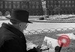 Standbild Eiffelturm Paris Frankreich, 1938, aus Sekunde 37 historischem Filmmaterial Videoclip 65675053813