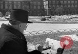 Standbild Eiffelturm Paris Frankreich, 1938, aus Sekunde 39 historischem Filmmaterial Videoclip 65675053813