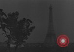 Standbild Eiffelturm Paris Frankreich, 1938, aus Sekunde 58 historischem Filmmaterial Videoclip 65675053813