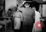 Standbild Zivilschutz in Paris Rathaus Keller Paris Frankreich, 1939, aus Sekunde 5 historischem Filmmaterial Videoclip 65675053821