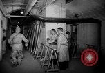 Standbild Zivilschutz in Paris Rathaus Keller Paris Frankreich, 1939, aus Sekunde 54 historischem Filmmaterial Videoclip 65675053821