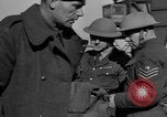 Standbild British Expeditionary Force verwundete evakuiert in der Schlacht von Frankreich Boulogne Frankreich, 1940, aus Sekunde 9 historischem Filmmaterial Videoclip 65675053842