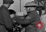 Standbild British Expeditionary Force verwundete evakuiert in der Schlacht von Frankreich Boulogne Frankreich, 1940, aus Sekunde 16 historischem Filmmaterial Videoclip 65675053842