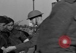 Standbild British Expeditionary Force verwundete evakuiert in der Schlacht von Frankreich Boulogne Frankreich, 1940, aus Sekunde 20 historischem Filmmaterial Videoclip 65675053842