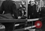 Standbild British Expeditionary Force verwundete evakuiert in der Schlacht von Frankreich Boulogne Frankreich, 1940, aus Sekunde 33 historischem Filmmaterial Videoclip 65675053842