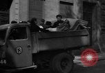 Standbild Flüchtlinge Nordfrankreich, 1940, aus Sekunde 3 historischem Filmmaterial Videoclip 65675053843
