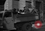 Standbild Flüchtlinge Nordfrankreich, 1940, aus Sekunde 5 historischem Filmmaterial Videoclip 65675053843