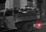 Standbild Flüchtlinge Nordfrankreich, 1940, aus Sekunde 8 historischem Filmmaterial Videoclip 65675053843