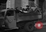 Standbild Flüchtlinge Nordfrankreich, 1940, aus Sekunde 15 historischem Filmmaterial Videoclip 65675053843