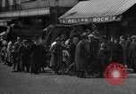 Standbild Flüchtlinge Nordfrankreich, 1940, aus Sekunde 18 historischem Filmmaterial Videoclip 65675053843
