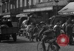 Standbild Flüchtlinge Nordfrankreich, 1940, aus Sekunde 28 historischem Filmmaterial Videoclip 65675053843