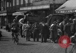 Standbild Flüchtlinge Nordfrankreich, 1940, aus Sekunde 31 historischem Filmmaterial Videoclip 65675053843