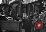 Standbild Flüchtlinge Nordfrankreich, 1940, aus Sekunde 32 historischem Filmmaterial Videoclip 65675053843