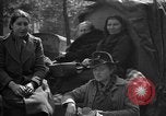 Standbild Flüchtlinge Nordfrankreich, 1940, aus Sekunde 47 historischem Filmmaterial Videoclip 65675053843
