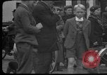Standbild Flüchtlinge Nordfrankreich, 1940, aus Sekunde 4 historischem Filmmaterial Videoclip 65675053845
