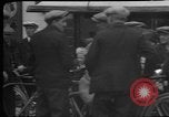 Standbild Flüchtlinge Nordfrankreich, 1940, aus Sekunde 10 historischem Filmmaterial Videoclip 65675053845