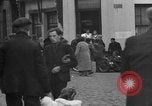 Standbild Flüchtlinge Nordfrankreich, 1940, aus Sekunde 51 historischem Filmmaterial Videoclip 65675053845