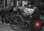 Standbild Flüchtlinge Nordfrankreich, 1940, aus Sekunde 58 historischem Filmmaterial Videoclip 65675053845