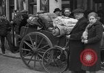Standbild Flüchtlinge Nordfrankreich, 1940, aus Sekunde 61 historischem Filmmaterial Videoclip 65675053845