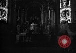 Immagine di Rimozione di oggetti religiosi Alsace Francia, 1939, secondo 51 filmato di repertorio 65675053858
