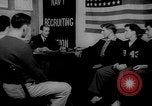 Standbild Navy recruitment office Indiana United States USA, 1942, aus Sekunde 1 historischem Filmmaterial Videoclip 65675053863