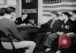 Standbild Navy recruitment office Indiana United States USA, 1942, aus Sekunde 5 historischem Filmmaterial Videoclip 65675053863