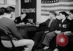 Standbild Navy recruitment office Indiana United States USA, 1942, aus Sekunde 8 historischem Filmmaterial Videoclip 65675053863