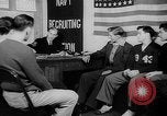 Standbild Navy recruitment office Indiana United States USA, 1942, aus Sekunde 13 historischem Filmmaterial Videoclip 65675053863