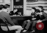 Standbild Navy recruitment office Indiana United States USA, 1942, aus Sekunde 22 historischem Filmmaterial Videoclip 65675053863