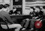 Standbild Navy recruitment office Indiana United States USA, 1942, aus Sekunde 23 historischem Filmmaterial Videoclip 65675053863