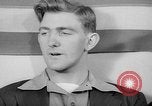 Standbild Navy recruitment office Indiana United States USA, 1942, aus Sekunde 48 historischem Filmmaterial Videoclip 65675053863
