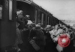 Standbild Bahnhof Norwegen, 1944, aus Sekunde 12 historischem Filmmaterial Videoclip 65675053868