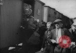 Standbild Bahnhof Norwegen, 1944, aus Sekunde 15 historischem Filmmaterial Videoclip 65675053868