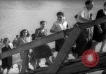 Immagine di Fiume Arno Italia, 1945, secondo 32 filmato di repertorio 65675053877