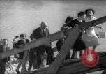 Immagine di Fiume Arno Italia, 1945, secondo 43 filmato di repertorio 65675053877
