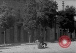 Standbild italienische Flüchtlinge Italien, 1945, aus Sekunde 11 historischem Filmmaterial Videoclip 65675053880