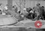 Image camion de purification de l'eau Florence Italie, 1945, de la seconde 17 séquences d'archives historiques vidéo 65675053881
