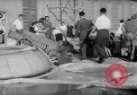 Image camion de purification de l'eau Florence Italie, 1945, de la seconde 19 séquences d'archives historiques vidéo 65675053881