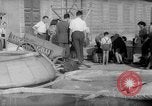 Image camion de purification de l'eau Florence Italie, 1945, de la seconde 22 séquences d'archives historiques vidéo 65675053881