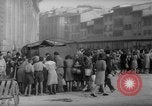 Image camion de purification de l'eau Florence Italie, 1945, de la seconde 40 séquences d'archives historiques vidéo 65675053881