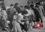 Image camion de purification de l'eau Florence Italie, 1945, de la seconde 48 séquences d'archives historiques vidéo 65675053881