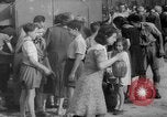 Image camion de purification de l'eau Florence Italie, 1945, de la seconde 53 séquences d'archives historiques vidéo 65675053881