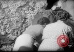 Standbild Wasser Punkt Italien, 1945, aus Sekunde 10 historischem Filmmaterial Videoclip 65675053882