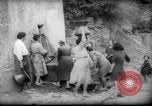 Standbild Wasser Punkt Italien, 1945, aus Sekunde 13 historischem Filmmaterial Videoclip 65675053882