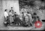 Standbild Wasser Punkt Italien, 1945, aus Sekunde 17 historischem Filmmaterial Videoclip 65675053882