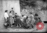 Standbild Wasser Punkt Italien, 1945, aus Sekunde 18 historischem Filmmaterial Videoclip 65675053882