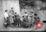 Standbild Wasser Punkt Italien, 1945, aus Sekunde 19 historischem Filmmaterial Videoclip 65675053882