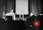 Immagine di Papa Pio XII benedice le truppe britanniche Roma Italia, 1944, secondo 24 filmato di repertorio 65675053883