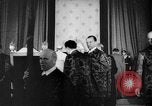 Immagine di Papa Pio XII benedice le truppe britanniche Roma Italia, 1944, secondo 27 filmato di repertorio 65675053883