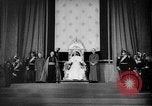 Immagine di Papa Pio XII benedice le truppe britanniche Roma Italia, 1944, secondo 37 filmato di repertorio 65675053883